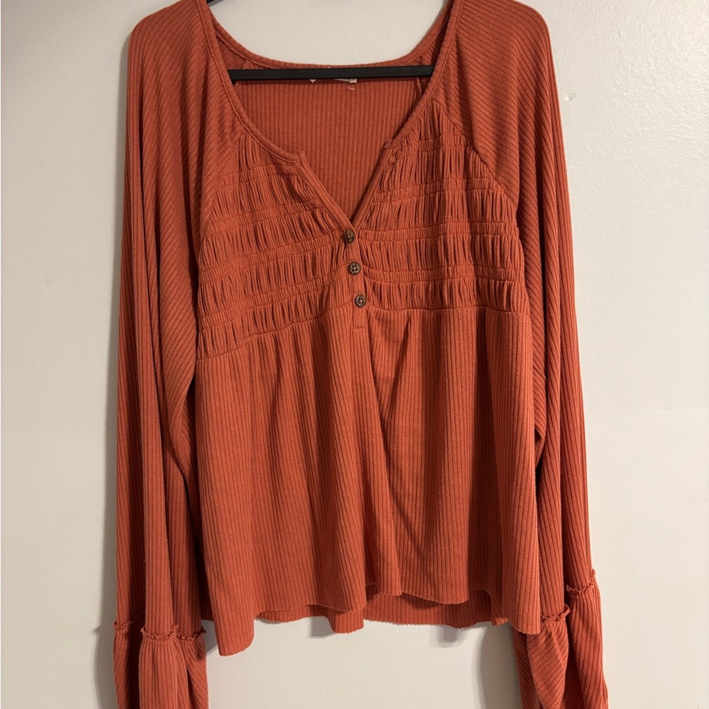 Women's Boutique Button-Detail Blouse